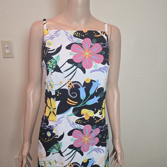 Alberto Malaki Summer Floral Sun Dress Size 8 USA - Picture 7 of 15